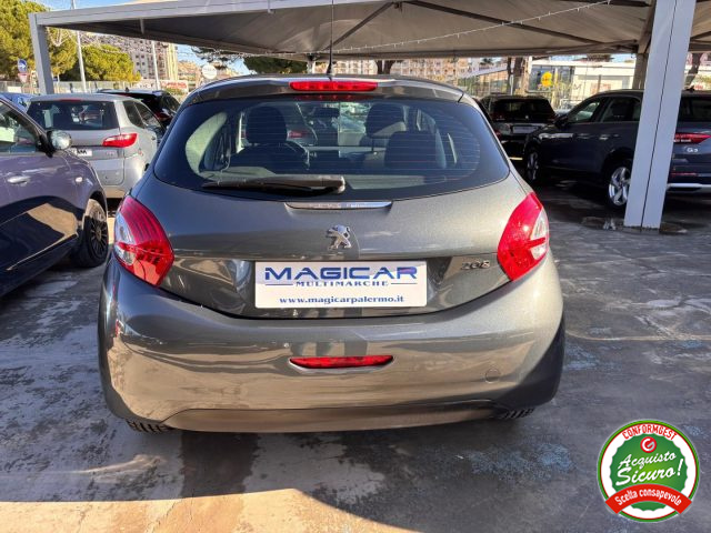 PEUGEOT 208 usata, con Alzacristalli elettrici