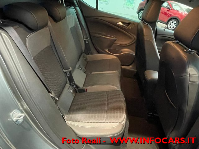 OPEL Astra usata, con Boardcomputer