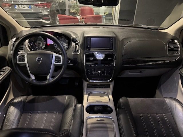 LANCIA Voyager usata, con Chiusura centralizzata