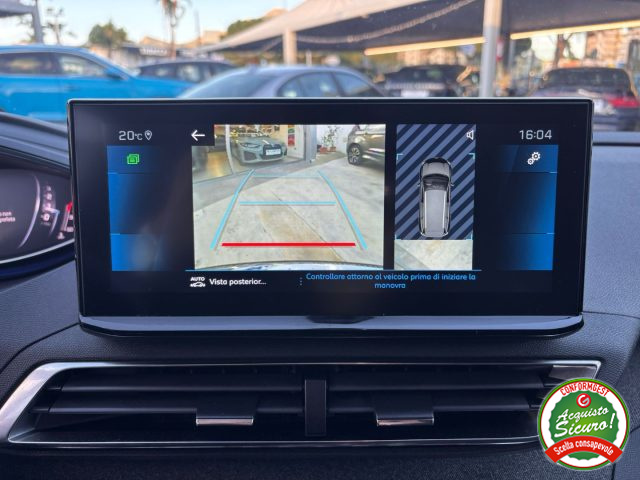 PEUGEOT 5008 usata, con USB