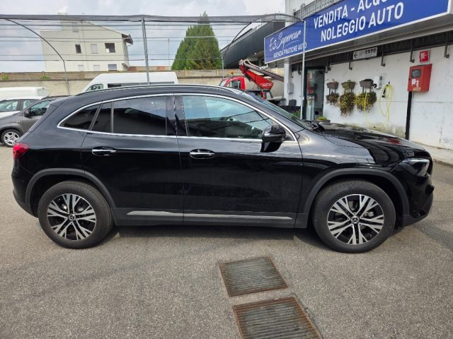 MERCEDES-BENZ GLA 180 usata, con Airbag Passeggero