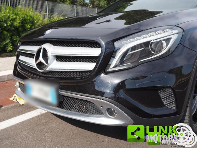 MERCEDES-BENZ GLA 200 usata 24
