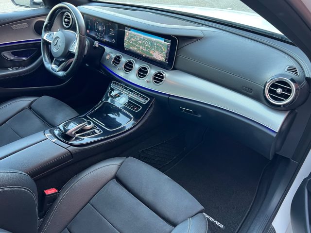 MERCEDES-BENZ E 220 usata, con Autoradio