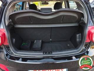 HYUNDAI i10 usata, con Luci diurne LED