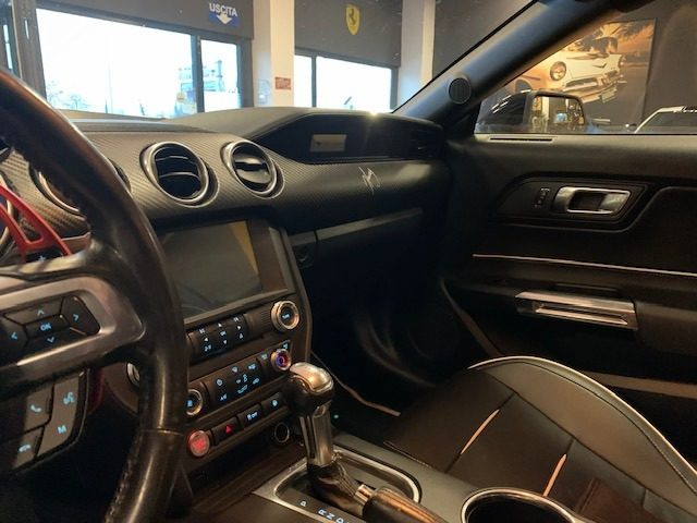 FORD Mustang usata, con Autoradio