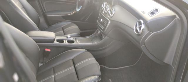 MERCEDES-BENZ GLA 200 usata, con Autoradio