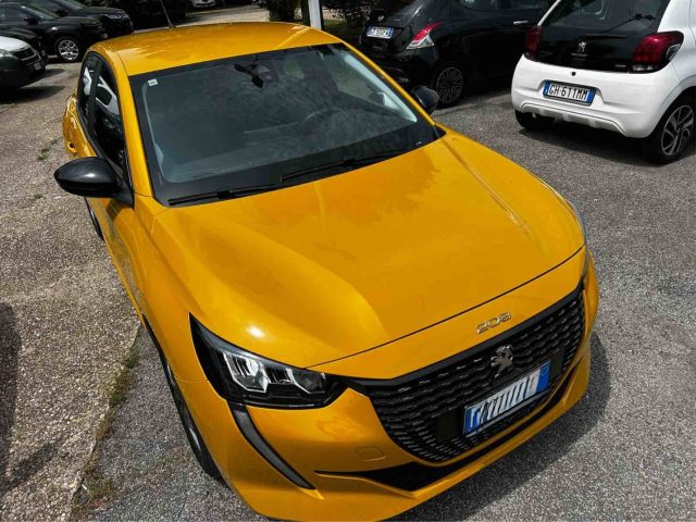 PEUGEOT 208 usata, con Airbag