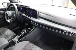 VOLKSWAGEN Golf usata, con Autoradio digitale