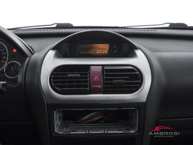 OPEL Corsa usata 13