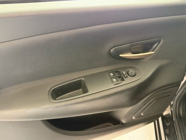 LANCIA Ypsilon usata, con Sensori di parcheggio posteriori