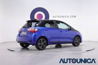 TOYOTA Yaris usata, con Fari LED