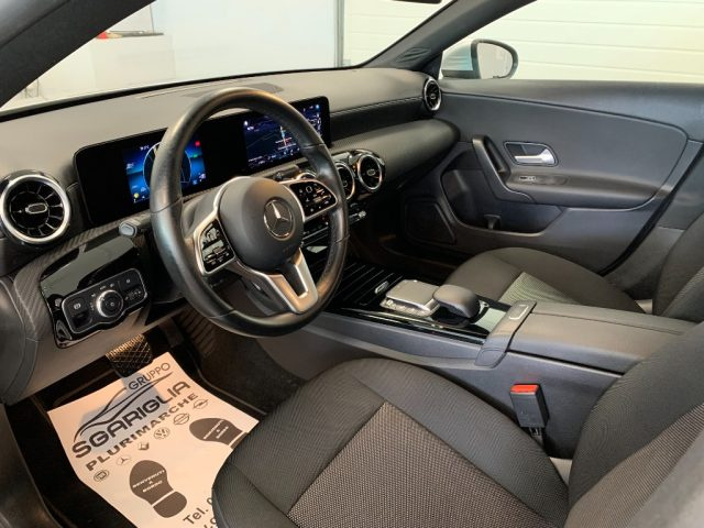 MERCEDES-BENZ CLA 180 usata, con Controllo automatico clima