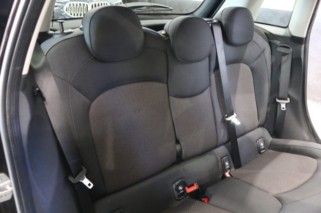 MINI Cooper D usata, con Specchietti laterali elettrici