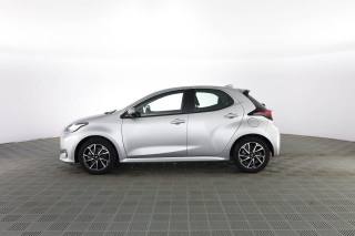 TOYOTA Yaris usata 5