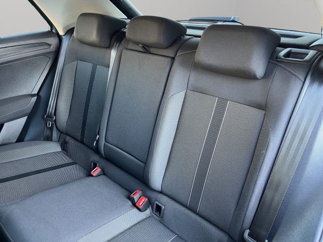 VOLKSWAGEN T-Roc usata, con Climatizzatore