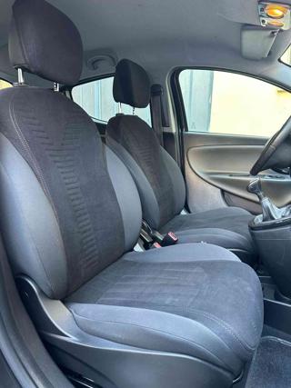 LANCIA Ypsilon usata, con Controllo trazione