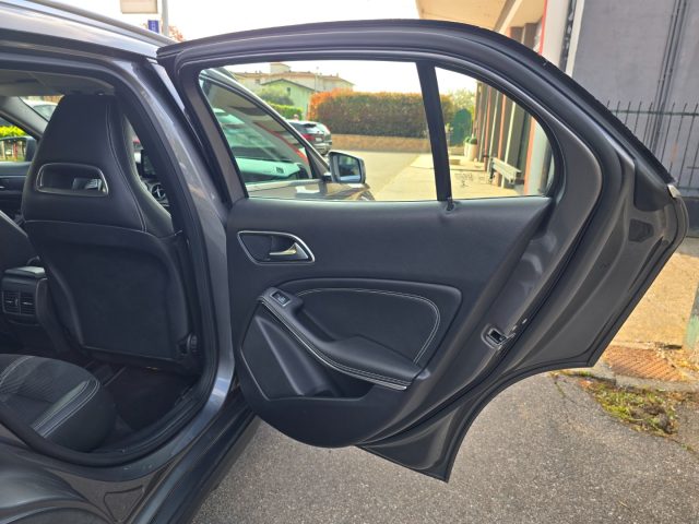 MERCEDES-BENZ GLA 200 usata 103