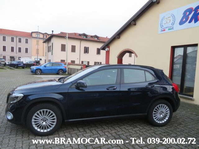 MERCEDES-BENZ GLA 180 usata, con Chiusura centralizzata