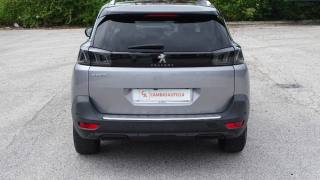 PEUGEOT 5008 usata, con Autoradio