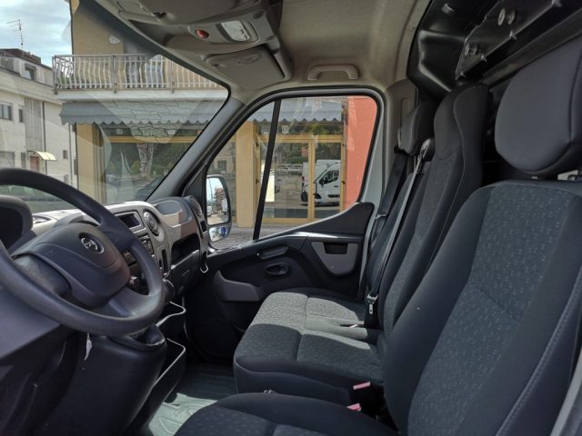 OPEL Movano usata, con Bracciolo