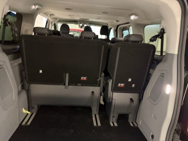 FORD Tourneo Custom usata, con Fari LED