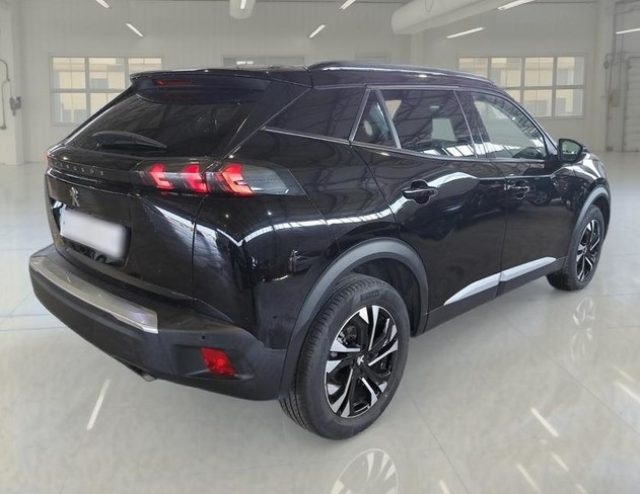 PEUGEOT 2008 usata, con Airbag