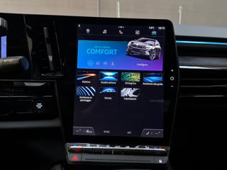 RENAULT Austral usata, con Park Distance Control