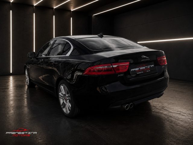 JAGUAR XE usata, con Airbag laterali