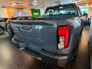 TOYOTA Hilux usata, con Autoradio