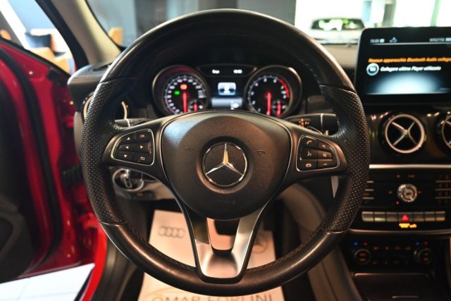 MERCEDES-BENZ GLA 200 usata 41