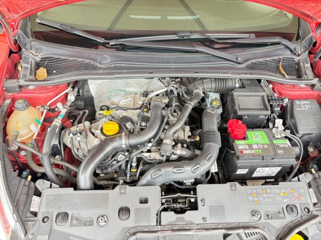 RENAULT Clio usata, con Volante multifunzione