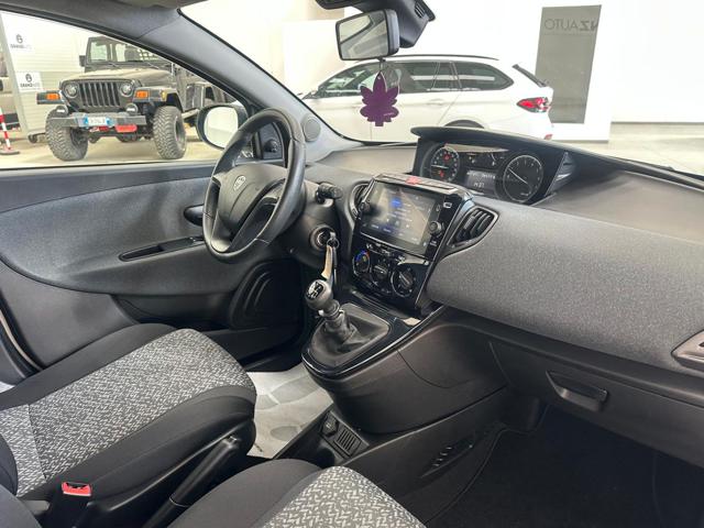 LANCIA Ypsilon usata, con Servosterzo