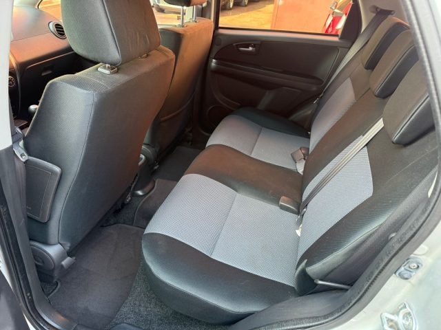 FIAT Sedici usata, con Fendinebbia