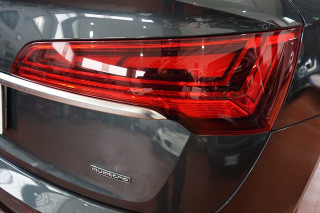AUDI Q5 usata, con Sedile posteriore sdoppiato