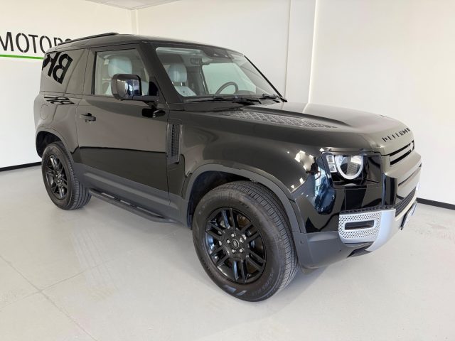 LAND ROVER Defender usata, con Airbag laterali