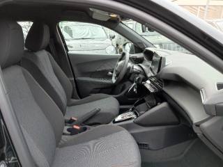 PEUGEOT 2008 usata, con Interni in pelle