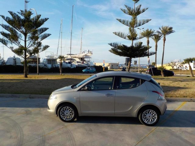 LANCIA Ypsilon usata, con Alzacristalli elettrici