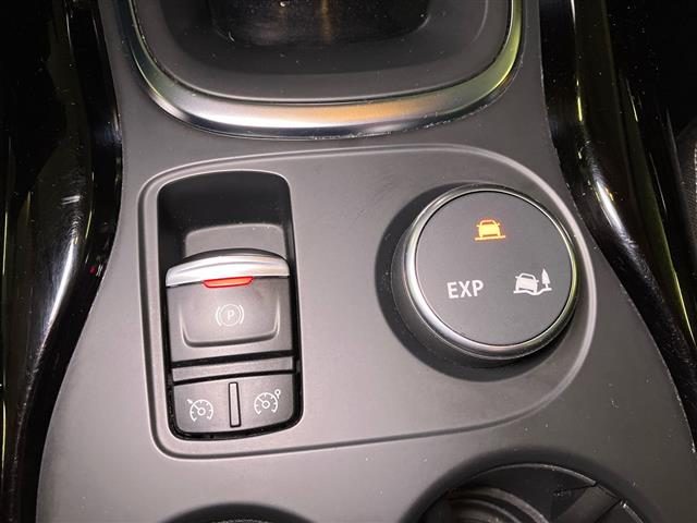 RENAULT Kadjar usata, con Sensori di parcheggio posteriori