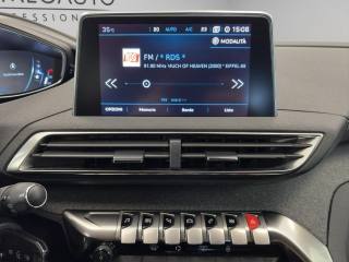 PEUGEOT 3008 usata, con Sistema di navigazione