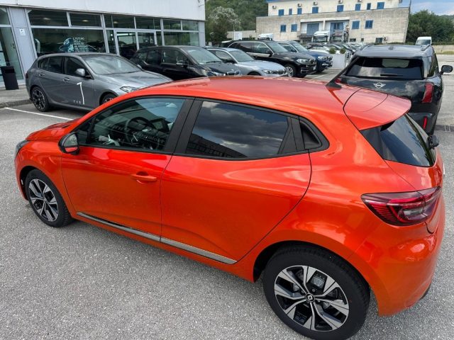 RENAULT Clio usata, con Autoradio
