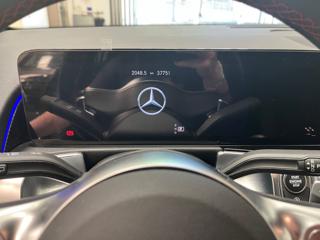 MERCEDES-BENZ GLB 200 usata, con Climatizzatore
