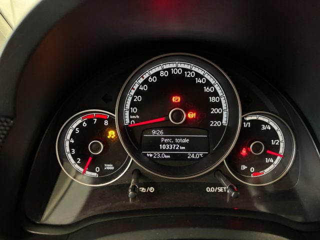 VOLKSWAGEN up! usata, con Park Distance Control