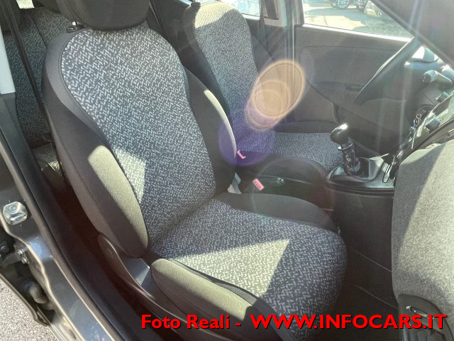 LANCIA Ypsilon usata, con Autoradio