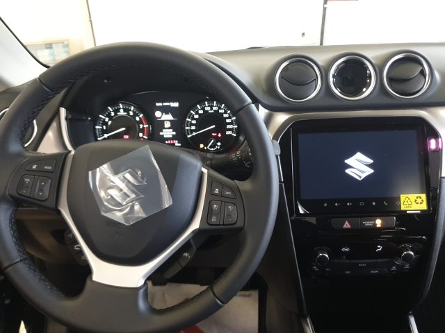 SUZUKI Vitara usata, con Controllo automatico clima