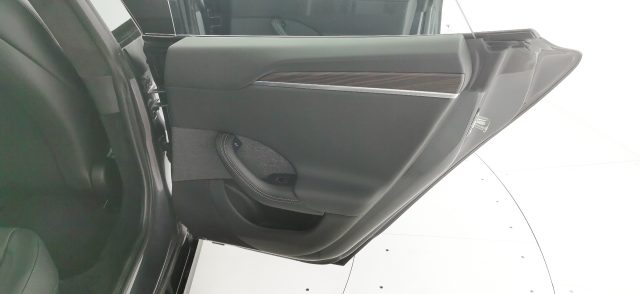 TESLA Model S usata, con Sensore di pioggia