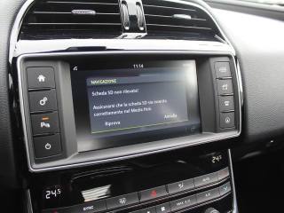 JAGUAR XE usata, con Fari LED