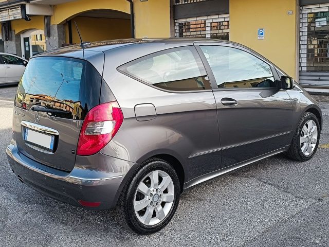MERCEDES-BENZ A 150 usata, con Autoradio