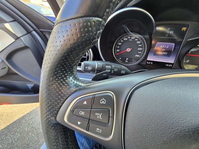 MERCEDES-BENZ C 250 usata, con Controllo trazione