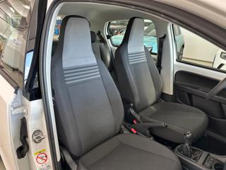 VOLKSWAGEN up! usata, con Fendinebbia