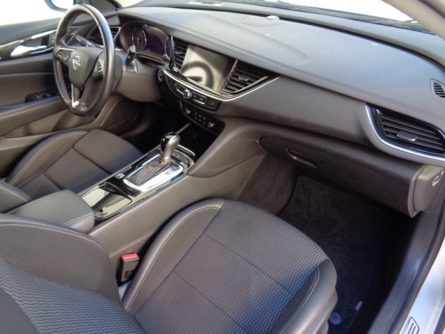 OPEL Insignia usata, con Controllo automatico clima